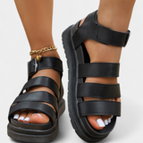 Renee Sandale s Platformom i Višestrukim Trakama na Kopčanje